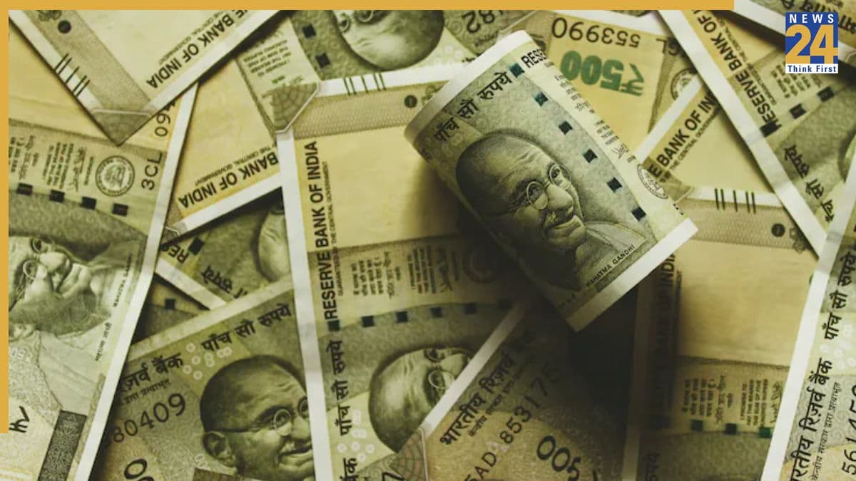 जन धन खातों में जमा हैं 2.75 लाख करोड़ रुपए : अधिकारी