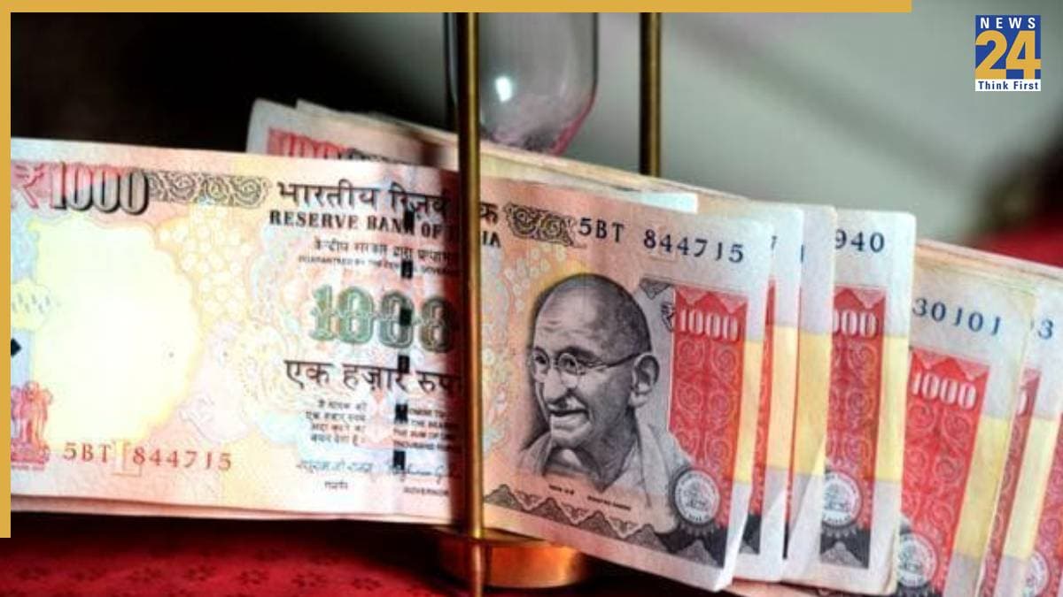 नोटबंदी के बाद 500-1000 के पुराने नोट क्यों छापे जा रहे? दिल्ली में बड़ी रिकवरी, 3.5 करोड़ के साथ 4 गिरफ्तार