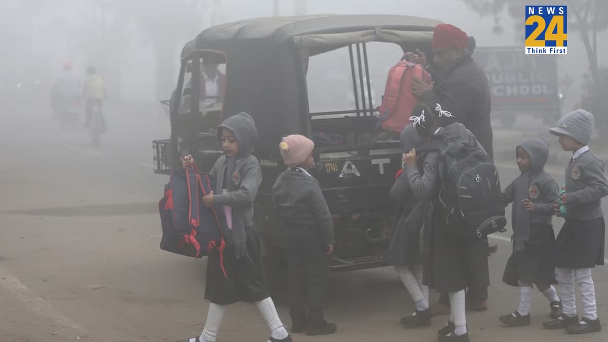 UP में भीषण शीतलहर का कहर, 12वीं तक के सभी स्कूल 1 जनवरी तक बंद, CM योगी के सख्त निर्देश