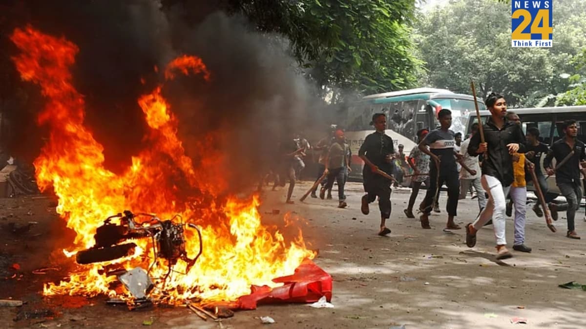 बांग्लादेश में ईशनिंदा के नाम पर हिंदुओं पर हो रहा अत्याचार, 6 महीने में दर्ज हुए 71 मामले