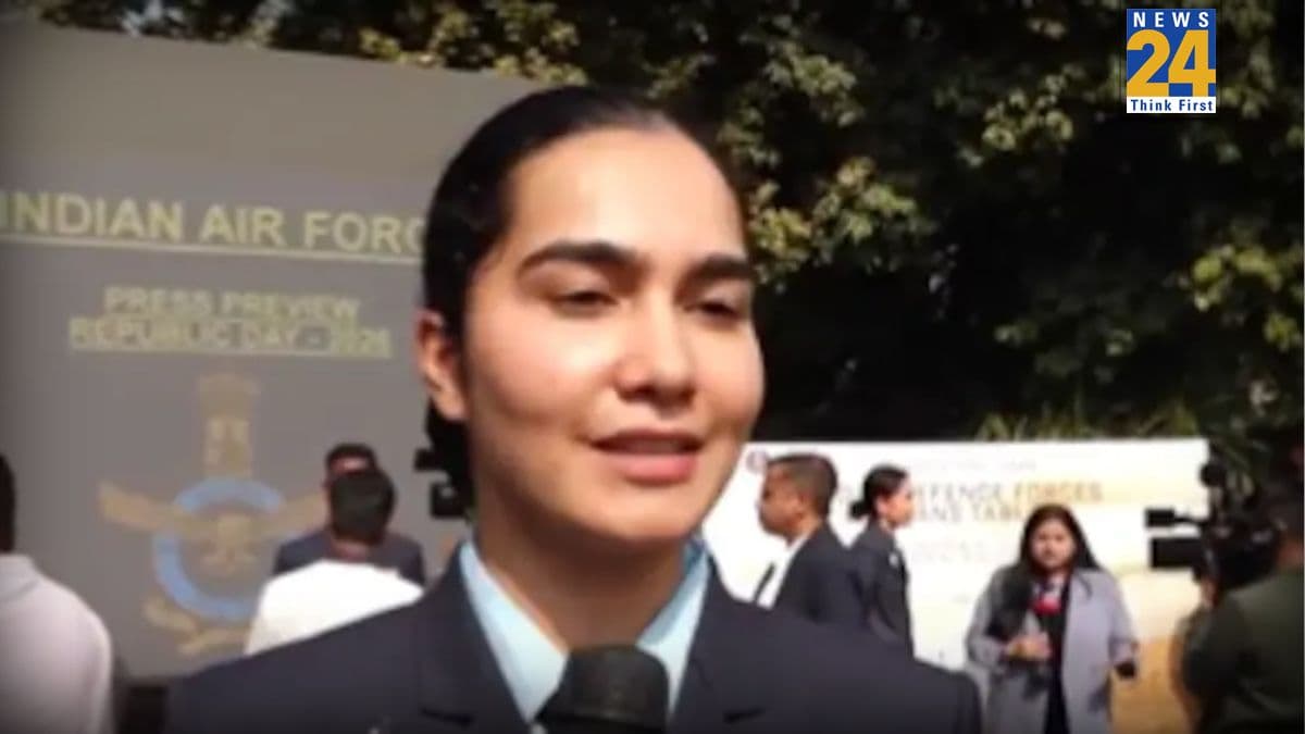 राष्ट्रपति के साथ तिरंगा फहराने वालीं अक्षिता धनखड़… जानिए, हरियाणा की बेटी का NCC से लेकर IAF तक का सफर