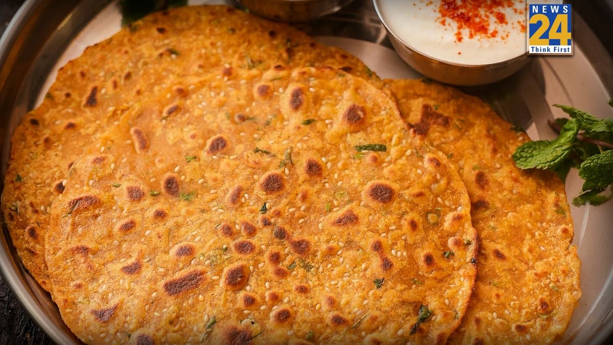 सुबह के नाश्ते में ट्राई करें हेल्दी गार्लिक बेसन चीला, स्वाद और सेहत में परफेक्ट
