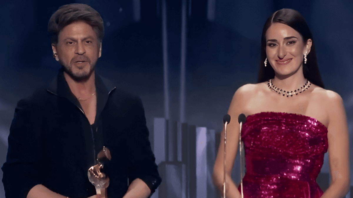 Joy Awards 2026: ब्लैक सूट में शाहरुख खान का रॉयल लुक वायरल, रियाद में किंग खान का ग्लोबल जलवा