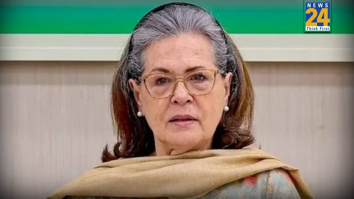 कांग्रेस नेता सोनिया गांधी पर प्रदूषण का वार, सांस लेने में हुई दिक्कत, सर गंगाराम अस्पताल में भर्ती