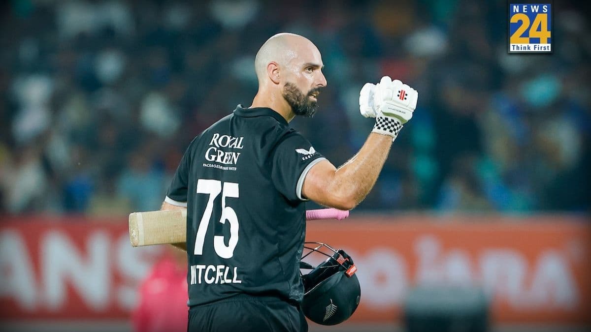 IND vs NZ 2nd ODI Highlights: टीम इंडिया पर अकेले भारी पड़े डेरिल मिचेल, दूसरे वनडे में न्यूजीलैंड ने 7 विकेट से मारी बाजी