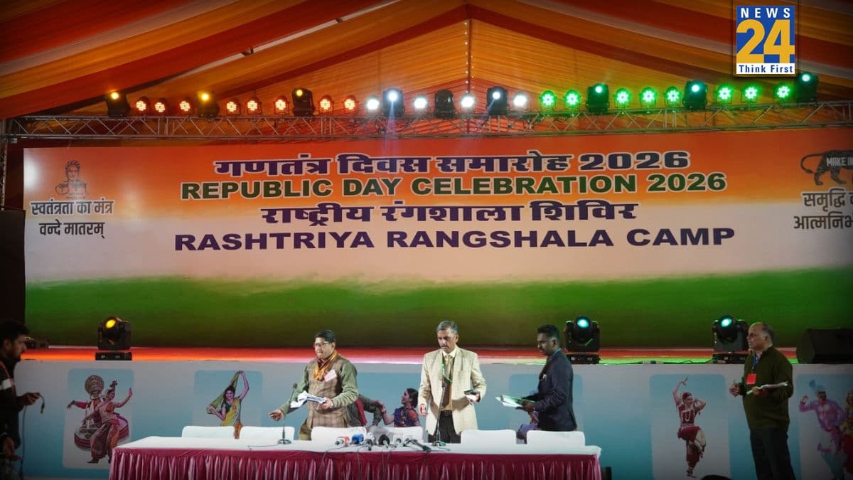 गणतंत्र दिवस परेड में नई दिल्ली के कर्तव्य पथ पर गुजरात प्रस्तुत करेगा ‘स्वतंत्रता का मंत्र : वंदे मातरम’ विषय पर केंद्रित आकर्षक झांकी