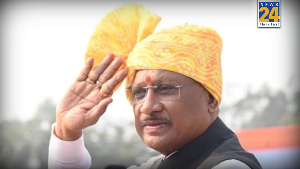 संविधान, लोकतंत्र और सुशासन के रास्ते विकसित छत्तीसगढ़ का निर्माण सरकार का संकल्प : मुख्यमंत्री विष्णु देव साय