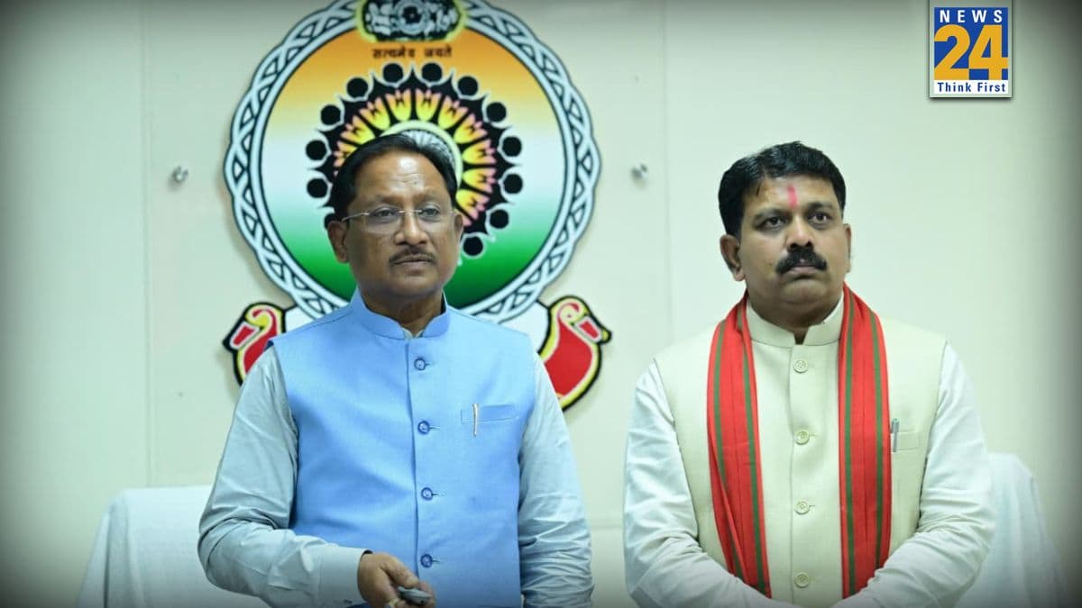 प्रदेश में शांति एवं सुरक्षा बनाए रखने में पुलिस के अदम्य साहस, शौर्य और बलिदान की अमिट पहचान बनेगा रजत जयंती पदक : मुख्यमंत्री विष्णु देव साय