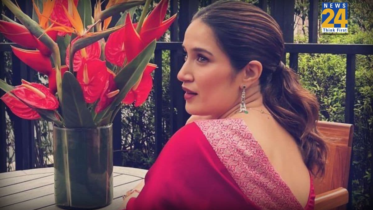 खिलाड़ी का किरदार निभाते-निभाते, इस क्रिकेटर के प्यार में पड़ गई ये खूबसूरत एक्ट्रेस…धर्म की दीवार तोड़ रचाई शादी