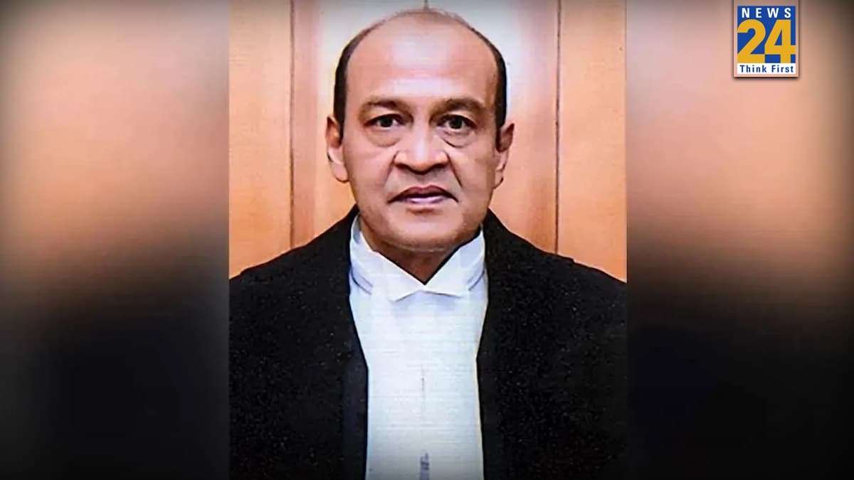 'मैं बेगुनाह तो मेरे खिलाफ महाभियोग क्यों', जस्टिस वर्मा ने संसदीय समिति के सामने पुलिस पर उठाए सवाल