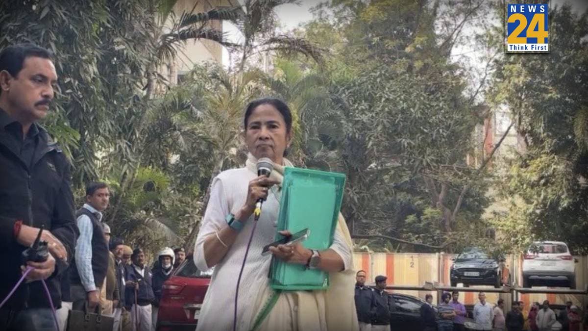 CM ममता बनर्जी की ग्रीन फाइल का राज और ED की रेड… जानें बंगाल प्रोटेस्ट की इनसाइड स्टोरी