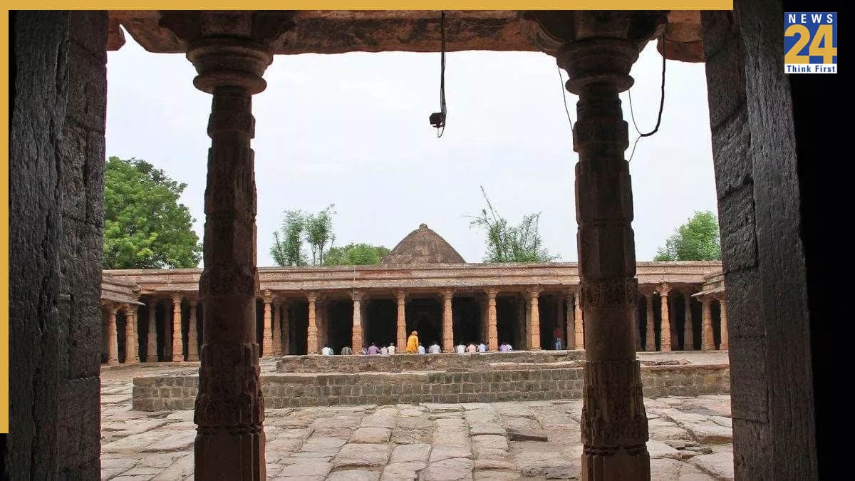 भोजशाला में मंदिर होने के पक्के सबूत! ASI रिपोर्ट में किया गया बड़ा दावा