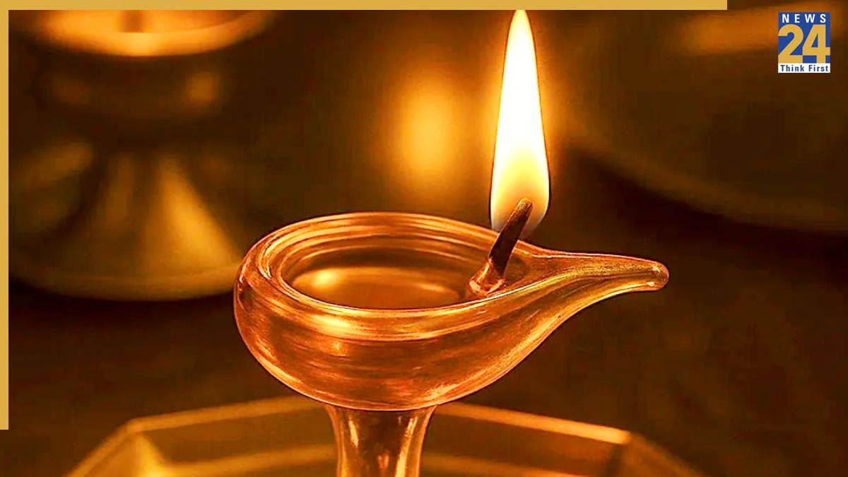 Deepak Lightning Rules: क्या आप भी जलाते हैं 'सांझ का दीया', भूल से भी न करें ये 5 गलतियां, नहीं मिलेगा देवी लक्ष्मी का आशीर्वाद