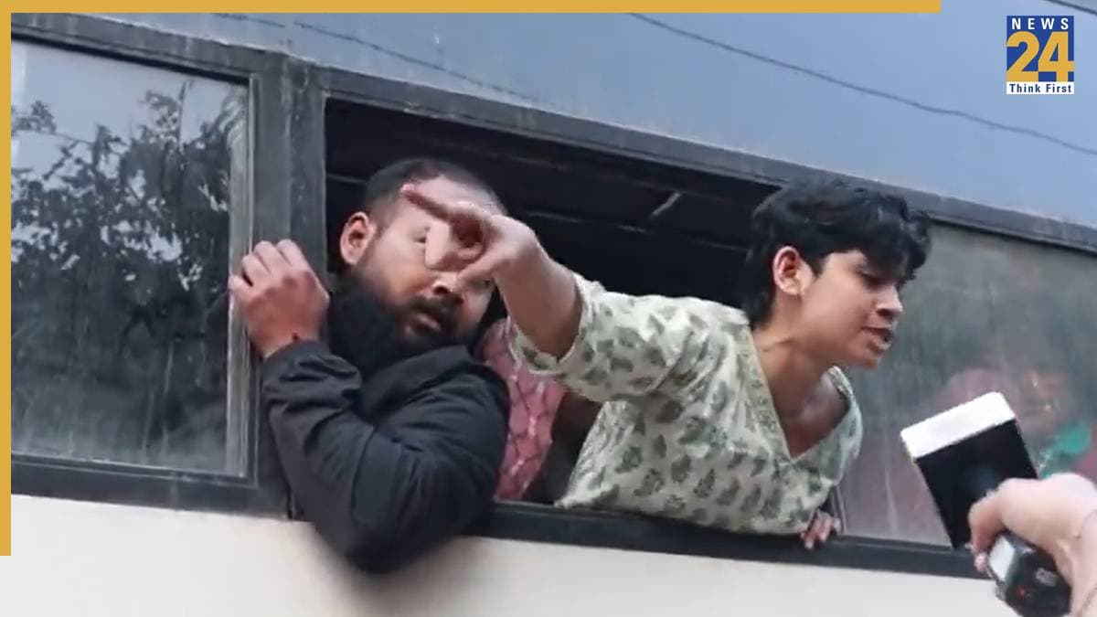 JNU दिल्ली में क्यों मचा है बवाल? रातभर विरोध प्रदर्शन, झड़प में 25 पुलिसकर्मी घायल, हिरासत में 50 स्टूडेंट्स