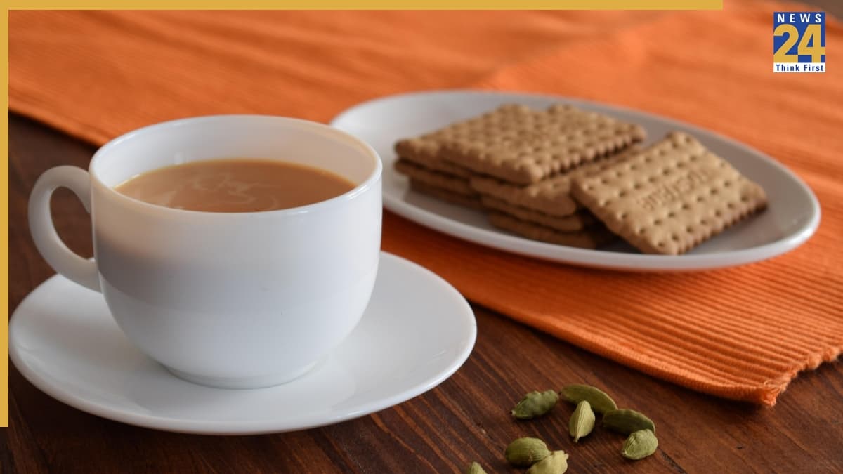 दूध की चाय में गुड़ डालकर पीने से क्या होता है? जानिए सेहत के लिए कितना खतरनाक है
