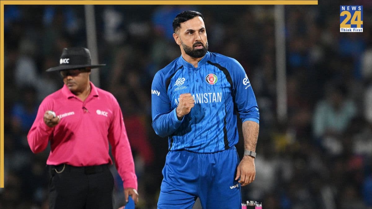 अफगानिस्तान की जीत के साथ 41 साल के मोहम्मद नबी के नाम हुआ ये बड़ा रिकॉर्ड, आईसीसी वर्ल्ड कप में हासिल किया टॉप स्पॉट