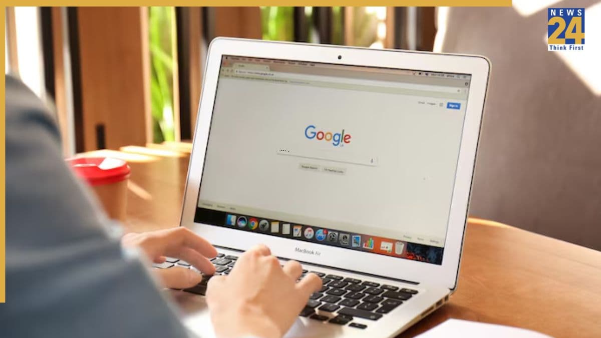 Google पर Epstein Files सर्च करना पड़ सकता है भारी, सरकार ने जारी की चेतावनी
