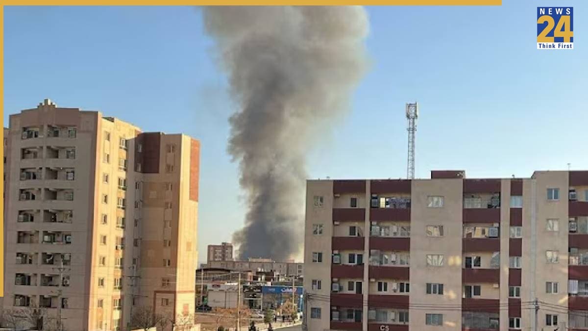 US के साथ तनाव के बीच ईरान के एक शहर में धमाका, तेहरान के आसमान में दिखा धुएं का गुबार