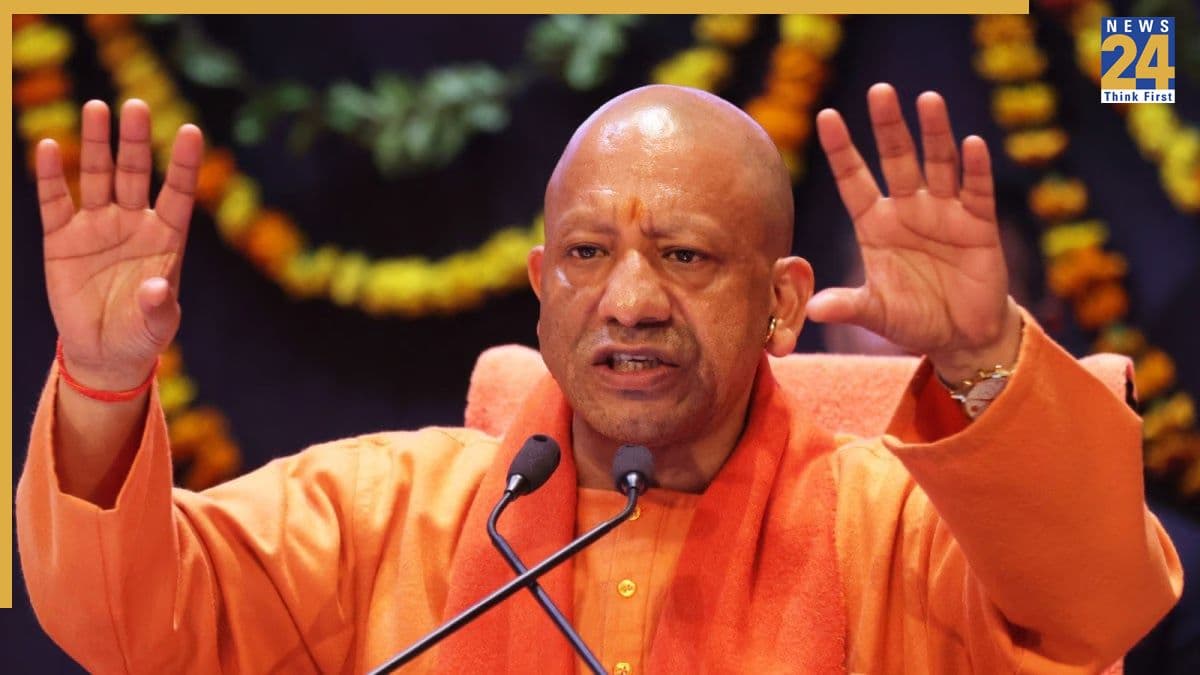 यूपी के युवाओं के लिए गुडन्यूज, 5 लाख रुपये तक का ब्याज-मुक्त लोन दे रही योगी सरकार, ऐसे करें अप्लाई