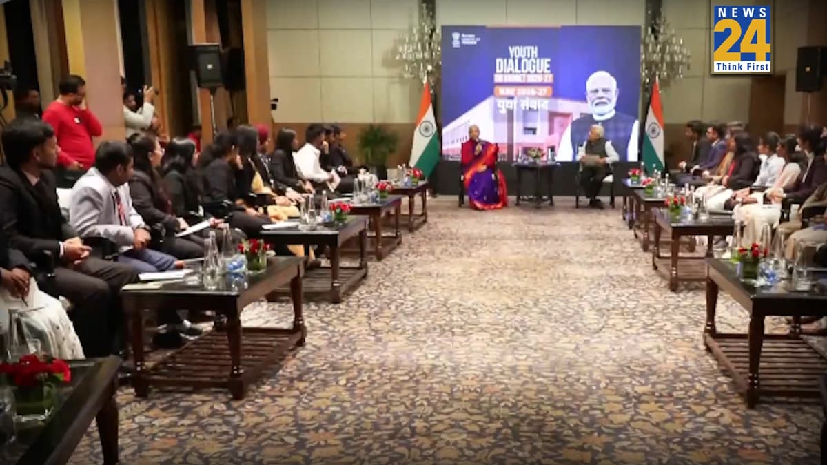 बजट सेशन में कॉलेज छात्रों को क्यों बुलाया गया था संसद? वित्त मंत्री निर्मला सीतारमण ने किया खुलासा