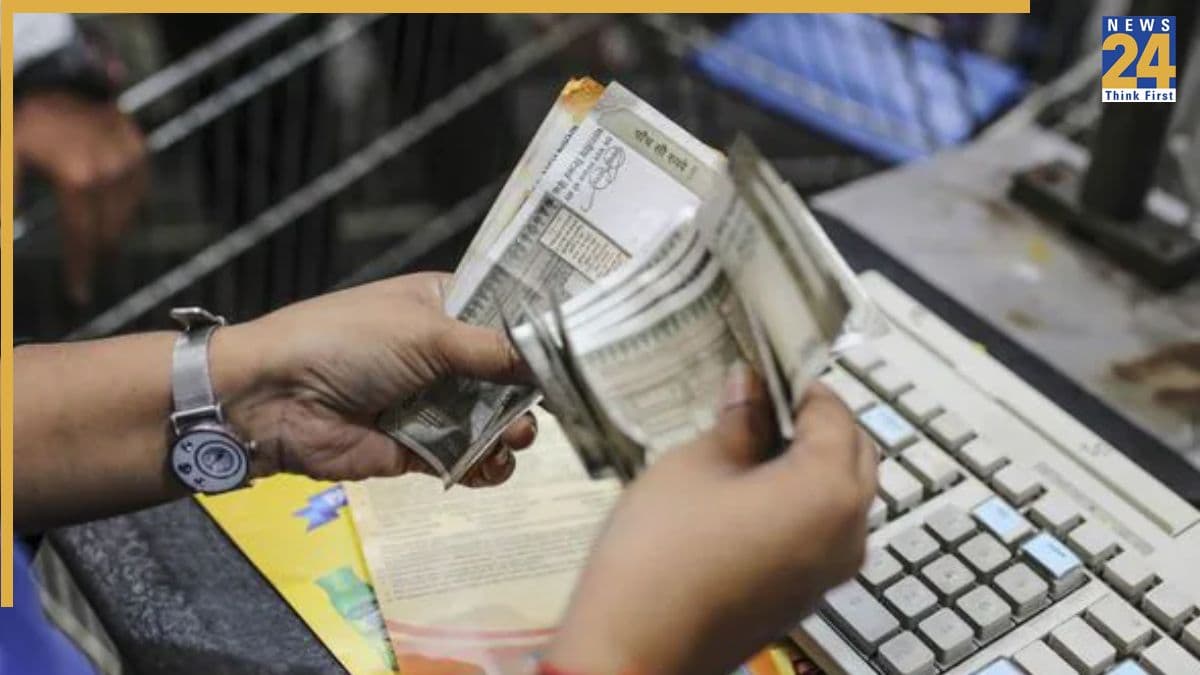 1 अप्रैल 2026 से बदल जाएगा पैसे लेने-देने का तरीका, लागू हो रहे नए न‍ियम