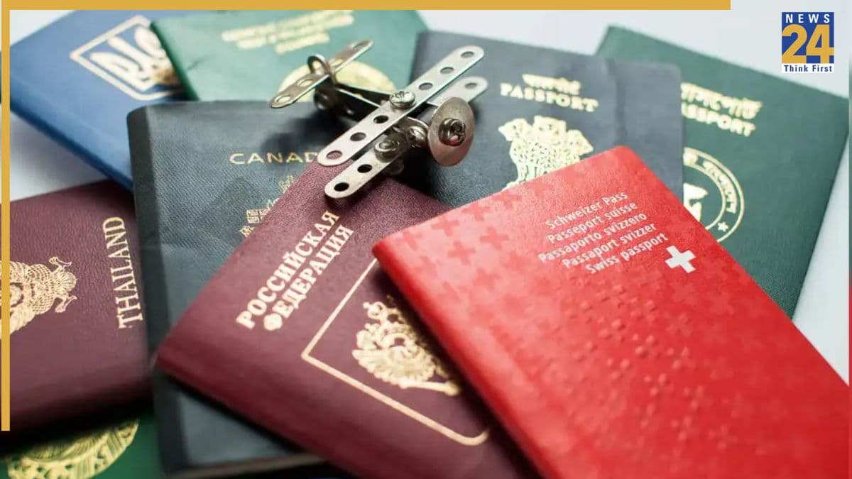Top 10 Passport 2026: दुनिया के 10 सबसे शक्तिशाली पासपोर्ट, जानें किस नंबर पर है भारत