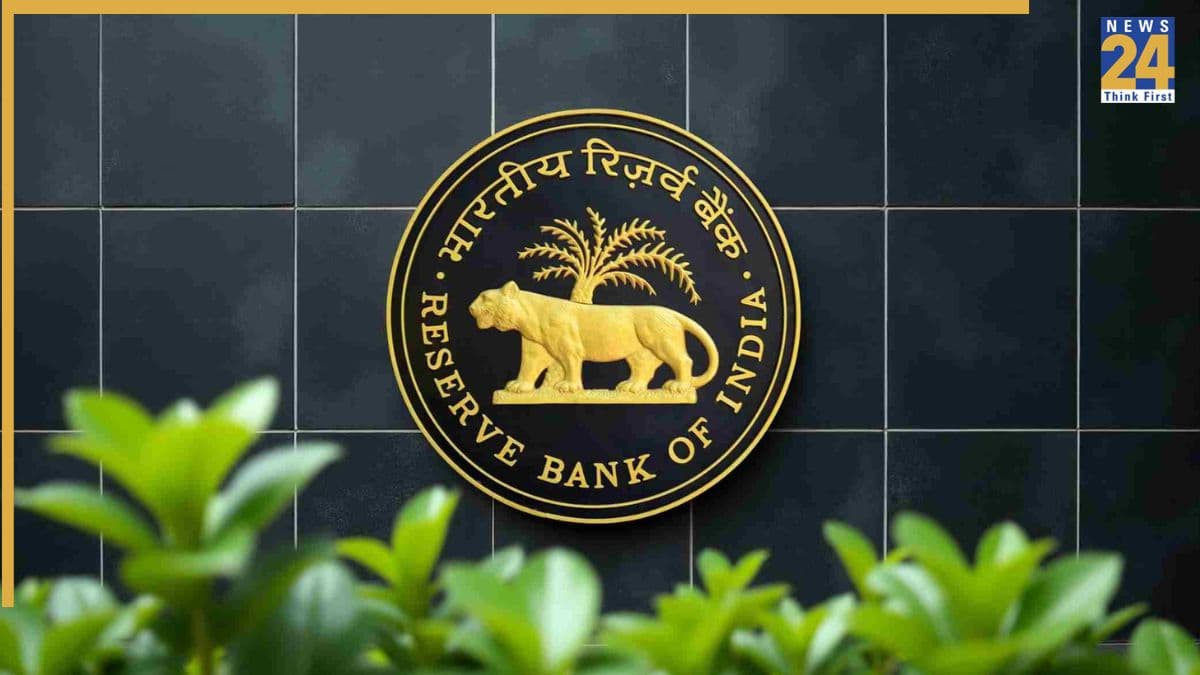 'ऐप से हटा लें फंसाने वाली ट्र‍िक, वरना…', बैंकों की चालाकी पर RBI का डंडा! दी जुलाई तक की मोहलत