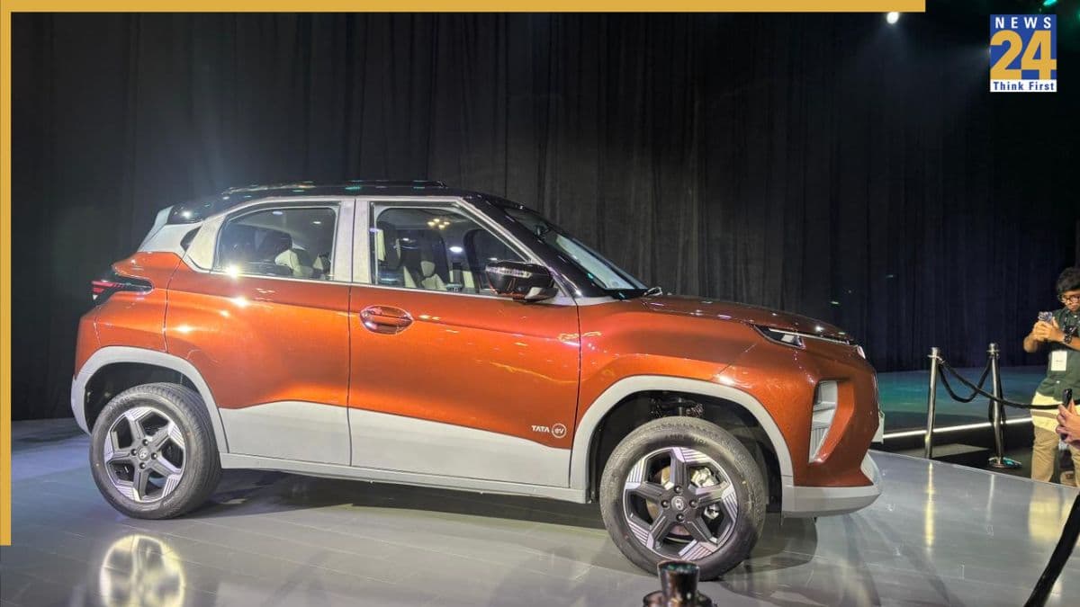468KM रेंज और लाइफटाइम बैटरी वारंटी! सिर्फ 6.49 लाख में लॉन्च हुई नई Tata Punch EV, देखें डिटेल्स
