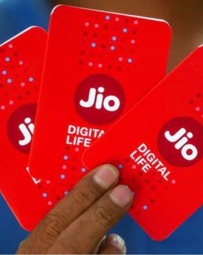 रोजाना 100 फ्री SMS