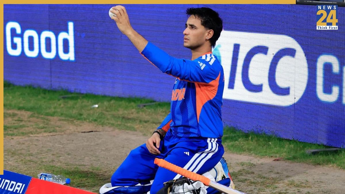 IND vs NZ फाइनल से पहले अभिषेक शर्मा को मिला 'गुरुमंत्र', भारतीय दिग्गज की सलाह के बाद होगी चौके-छक्कों की बारिश!