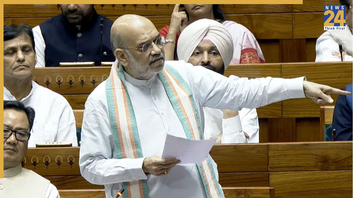 'हथियार उठाने वालों का होगा हिसाब चुकता', नक्सलवाद पर अमित शाह; कांग्रेस पर साधा निशाना
