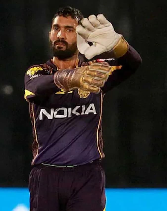 दिनेश कार्तिक 
