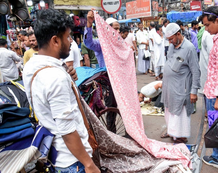 नए कपड़ों का क्रेज