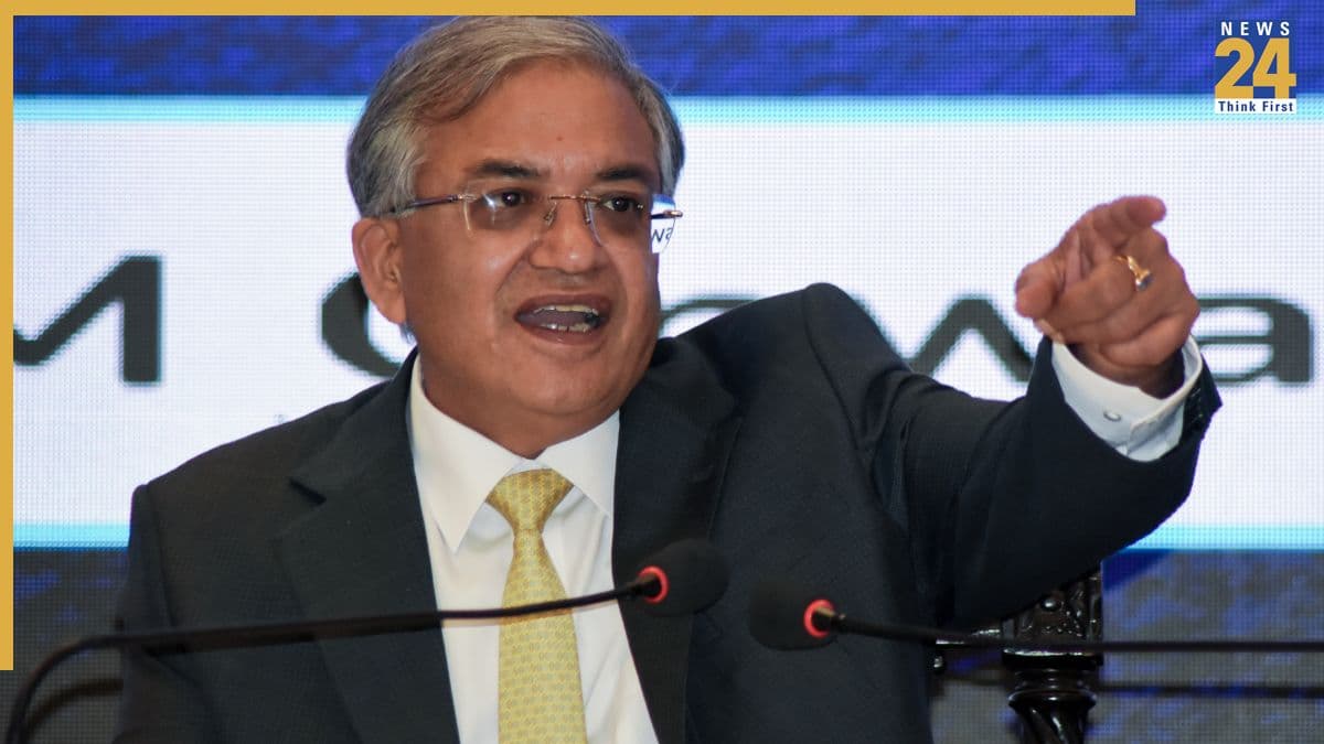 CEC ज्ञानेश कुमार को हटाने के लिए संसद में पेश होगा नोटिस, 193 MPs ने साइन किए; जानिए- क्या लगाए आरोप