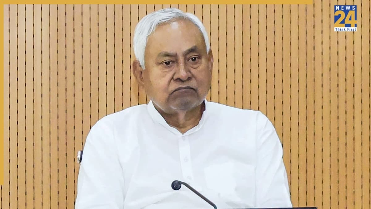 Nitish Kumar resign