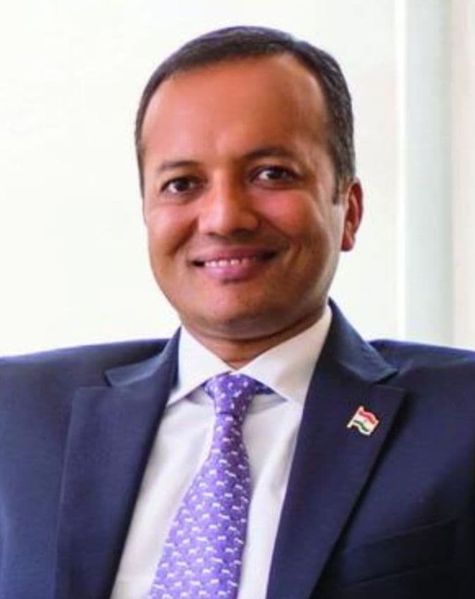 बीजेपी के सांसद जो नहीं लेते सैलरी