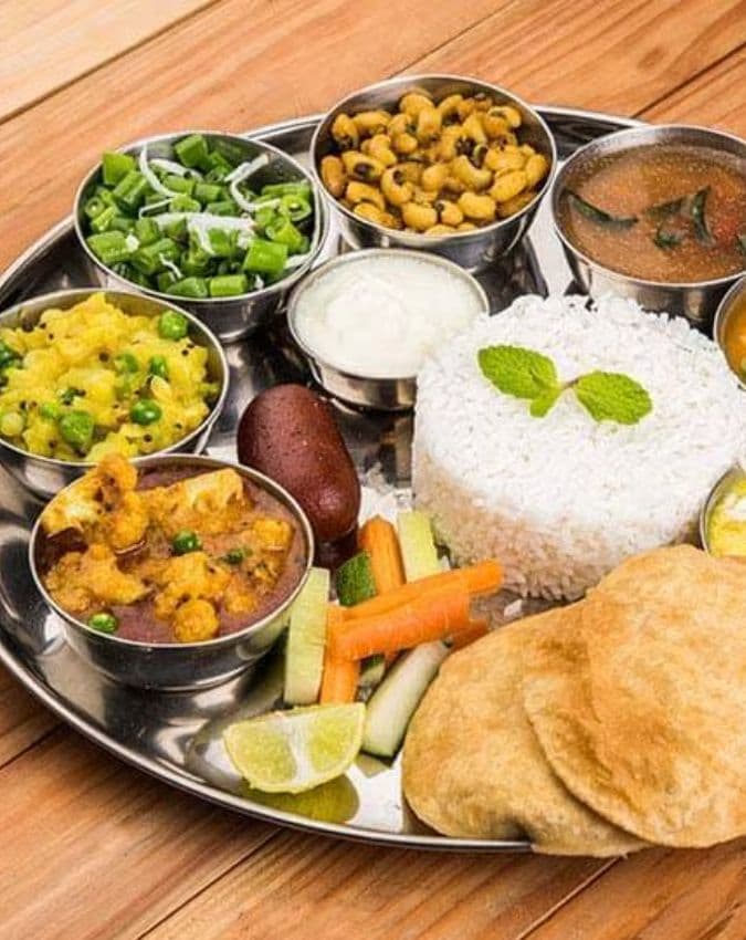 खाने-पीने पर LPG संकट का असर 
