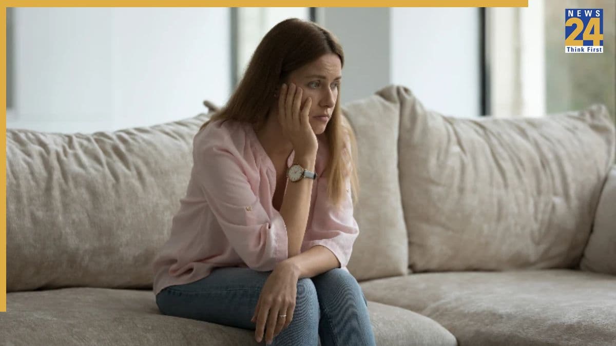 आखिर क्यों Anxiety का शिकार हो रहे हैं Gen-Z? एक्सपर्ट से जानिए चिड़चिड़ापन बढ़ने के कारण