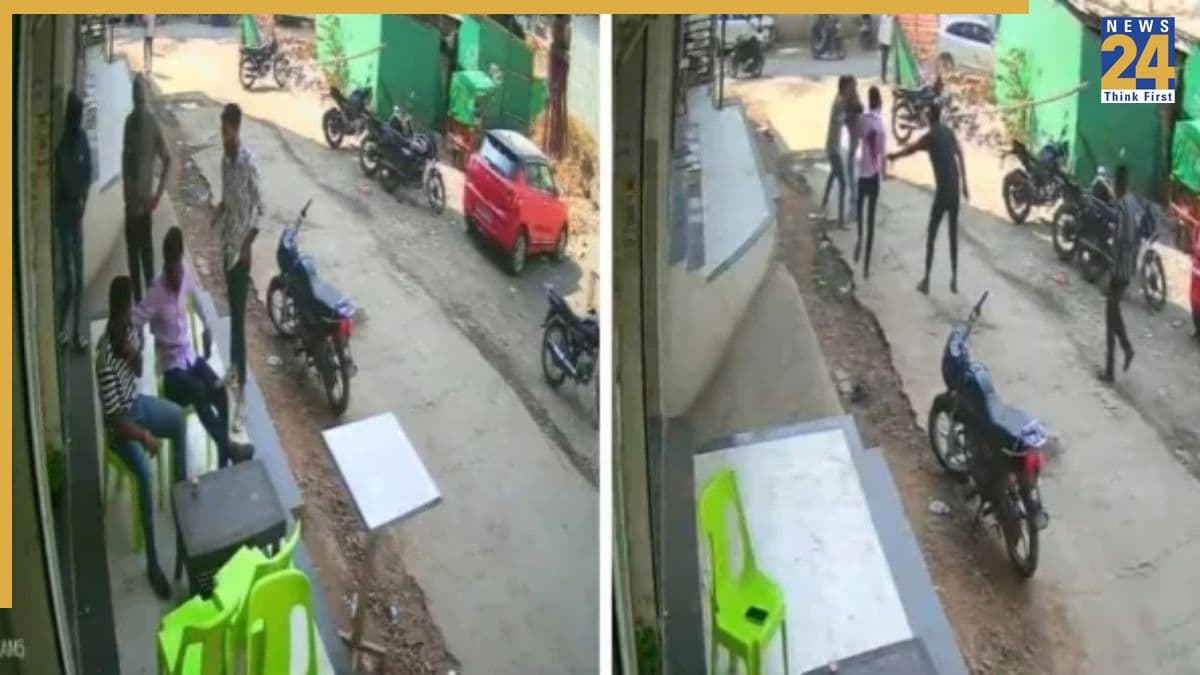 पुणे के वाघोली में रायसोनी कॉलेज के सामने छात्र पर जानलेवा हमला, CCTV में कैद हुई पूरी वारदात
