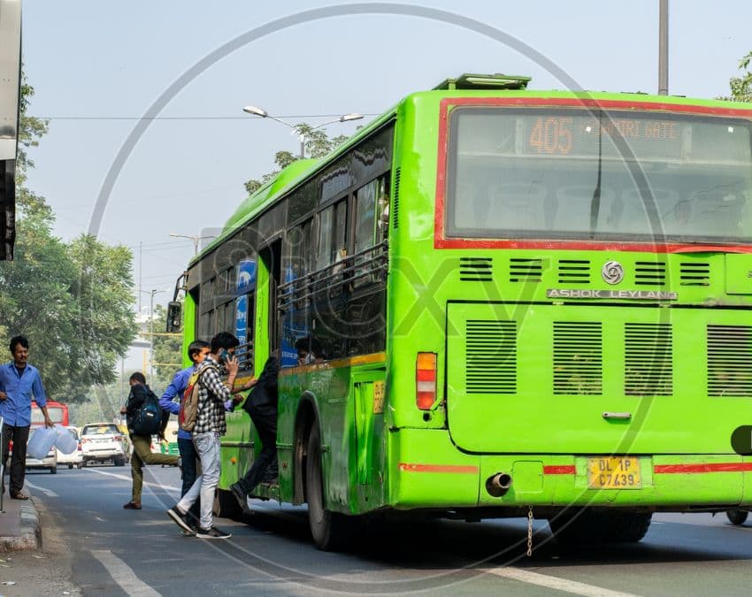 रूट नंबर के साथ कोड