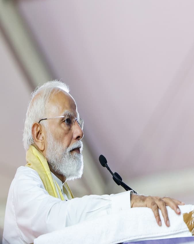 पीएम मोदी ने जनसभा को किया संबोधित
