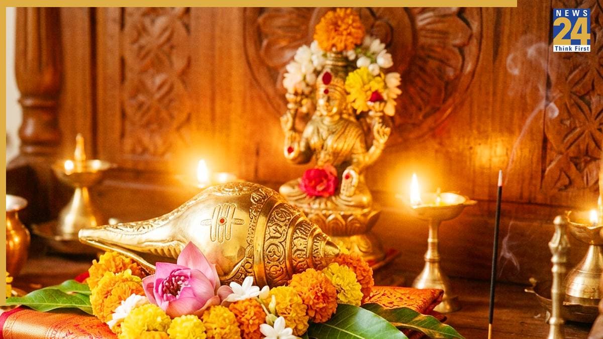 Maa Lakshmi Blessings: इस एक चीज से है मां लक्ष्मी का है खास संबंध, उपयोग करने वाला बन जाता है धनवान