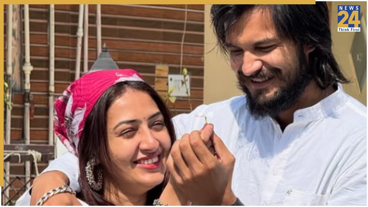 'अकेले खड़े रहने…', वड़ा पाव गर्ल ने मिस्ट्रीमैन के साथ खेली होली, शेयर किया नया वीडियो