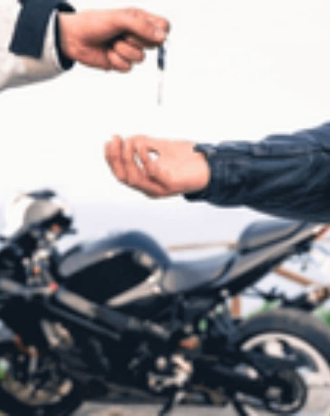 पहले से ही दिया जाता है रोड टैक्स