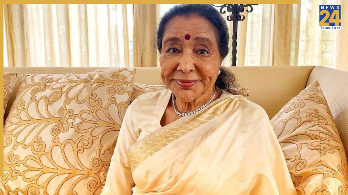 92 साल की उम्र में दुनिया को अलविदा कह गईं आशा भोसले! जानिए किस बीमारी के चलते हुआ निधन