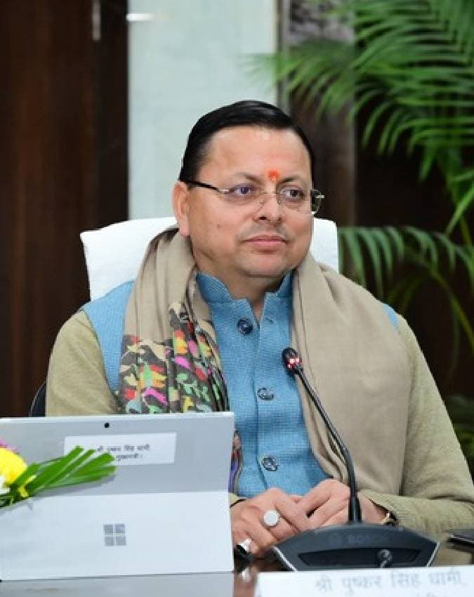 पुष्कर सिंह धामी कितने शिक्षित हैं?