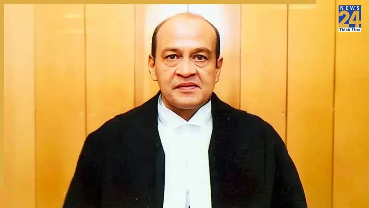 जस्टिस यशवंत वर्मा ने इस्तीफा दिया, राष्ट्रपति मुर्मू को भेजा रिजाइन, कैश कांड में आया था नाम