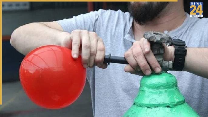गरीब पाकिस्तान के तंग हालात! LPG सिलेंडर नहीं मिला तो गुब्बारे में भरी गैस, नजारा देख आपको भी आ जाएगा तरस