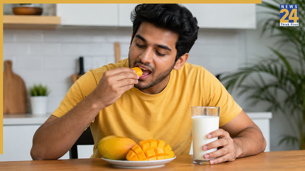 क्या आप भी खाते हैं दूध के साथ आम? हो सकते हैं ये 4 बड़े नुकसान