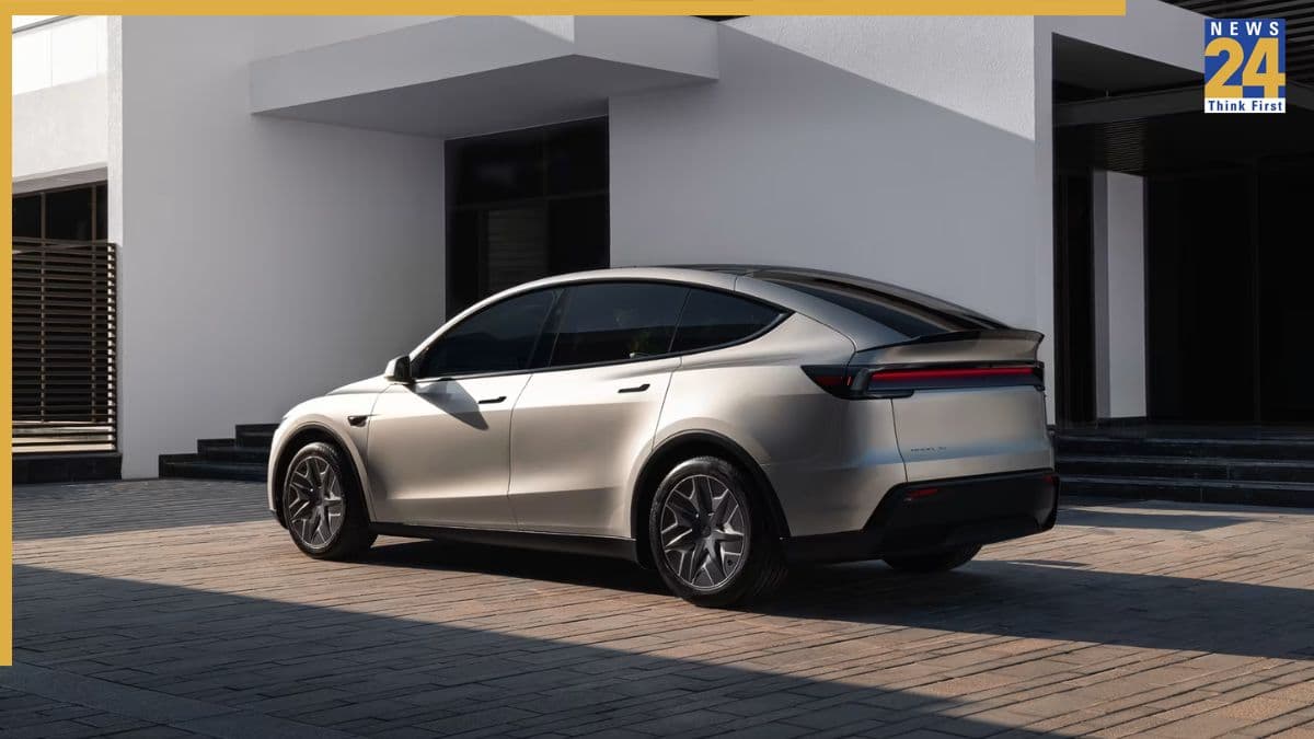 भारत में लॉन्च हुआ Tesla Model Y का नया वेरिएंट L, एक चार्ज में 681KM की रेंज, जान लें कितनी है कीमत